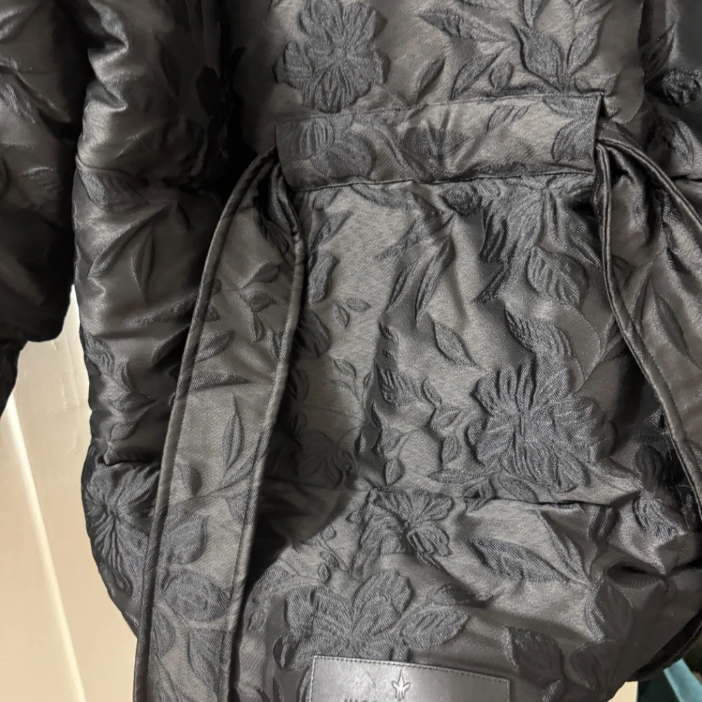 Nicole Benisti Priscilla Floral Jacquard Jacket - Picture 4 of 5